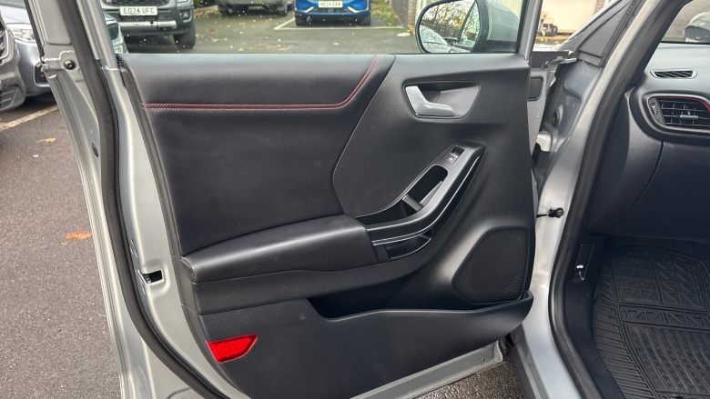 Ford Puma 1.0 EcoBoost Hybrid mHEV ST-Line X 5dr Petrol Hatchback